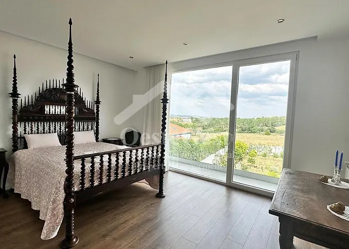 Casa Magnolia Matas (Lisbon)